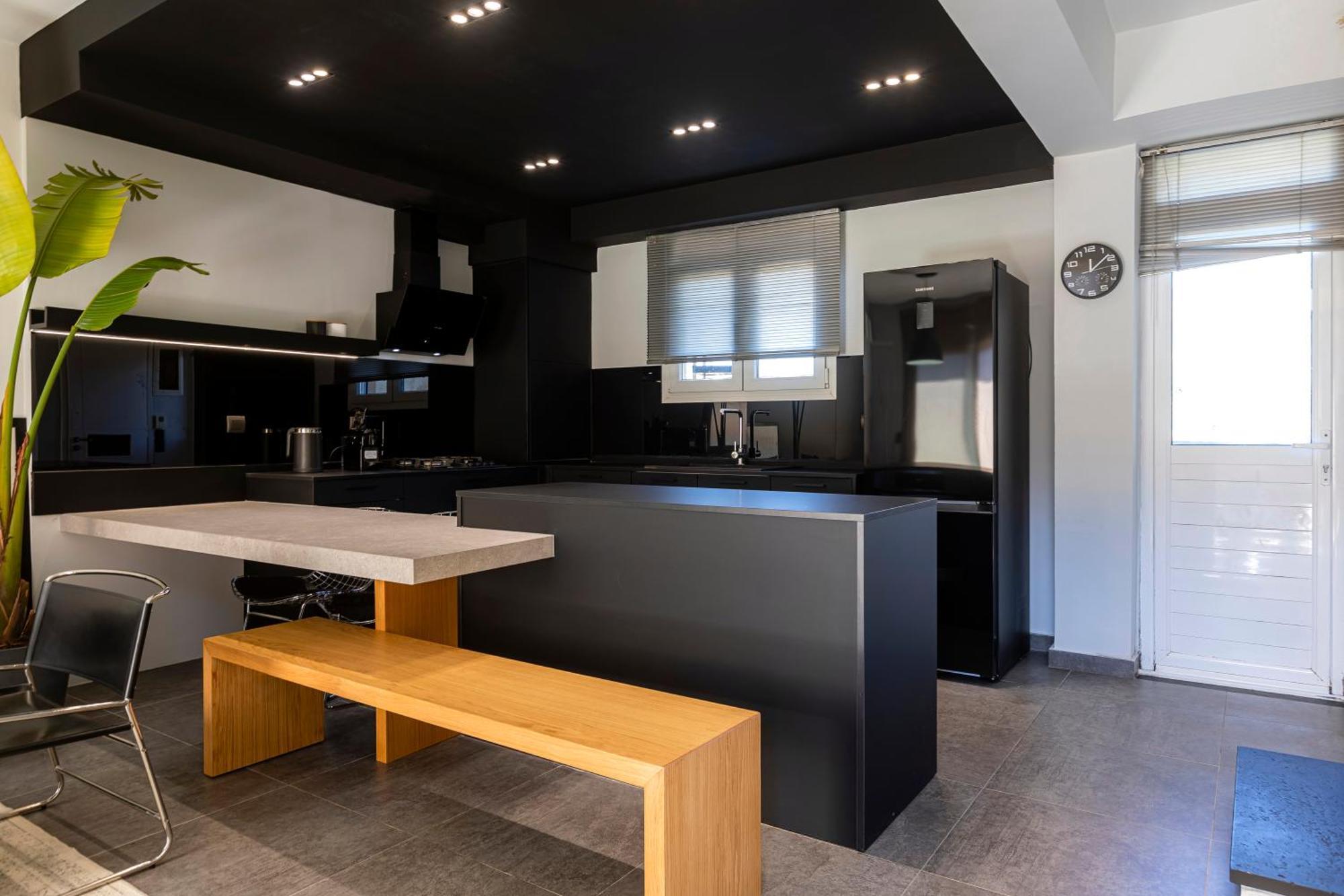 Urban F House Kanálion